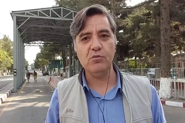 خبرنگار جنگی جانش را در کف دست دارد + فیلم