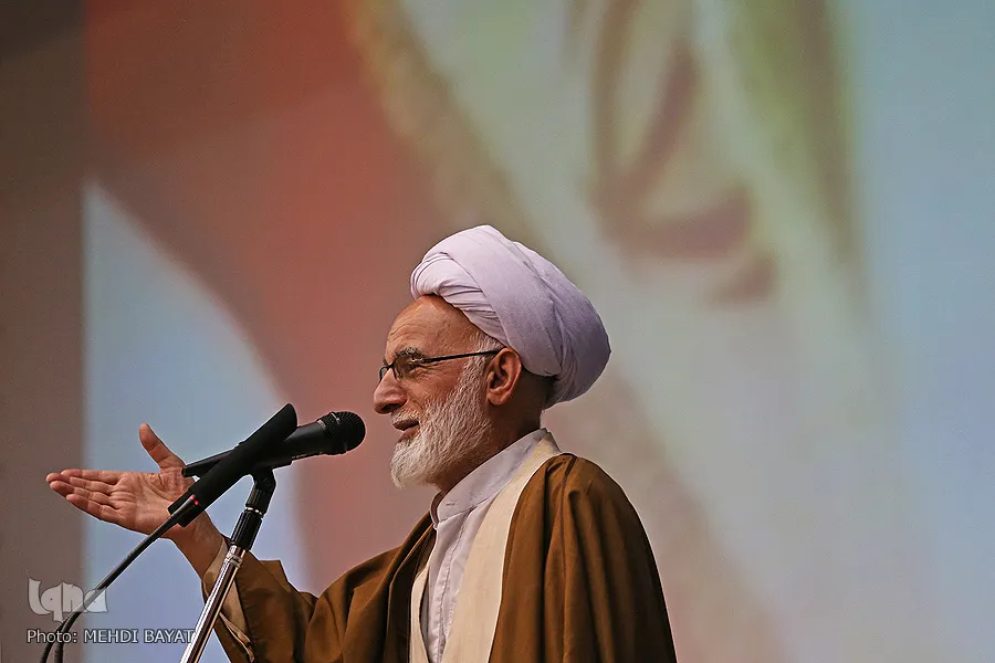 پایه‌های اقتدار ملی را در گام دوم انقلاب تقویت کنیم
