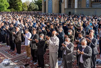 نماز عید فطر در امامزادگان محمد (َع) و سکینه خاتون (س) کرج‎‎
