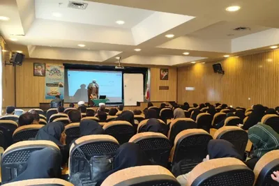 برگزاری گارگاه آموزشی تدبر در قرآن کریم در الیگودرز