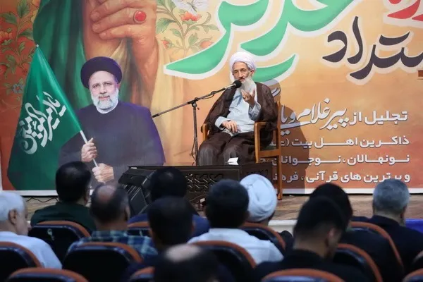 تجلیل از پیرغلامان حسینی در قائمشهر