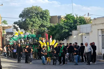 آیین سنتی علم‌کشی در جوشقان مرکزی؛ آغاز شور محرم در منطقه کاشان