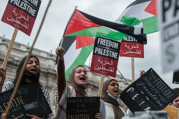 Islamophobic Attacks in UK Surge Sevenfold After Gaza War: Report