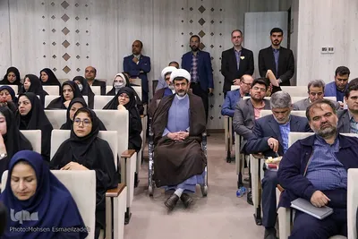 تجلیل از معلمان نمونه استانی و کشوری