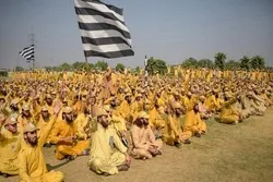 پاکستان حکومت د جمعيت پلويان په لاريون کې د ګډون په تور نيولي