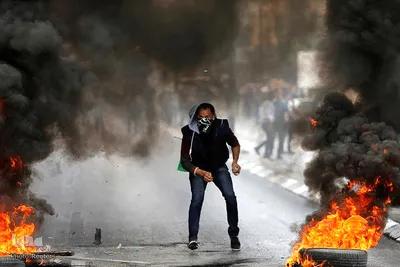تظاهرات فلسطینیان معترض به انتقال سفارت آمریکا به بیت المقدس در نوار غزه