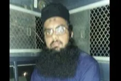 নিজেকে ‘ইসলামের ১১তম ইমাম’ দাবি, অতঃপর শ্রীঘরে ভন্ড