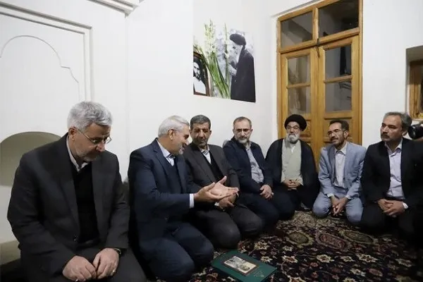 جماران، بیت تاریخی و مرقد امام(ره) زنجیره‌ای از ارزش‌های ملی است