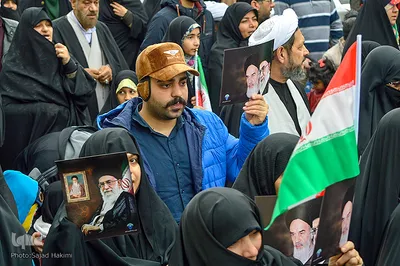 شکوه چهل سالگی در قم