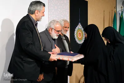 تجلیل از واقفان آستان قدس رضوی