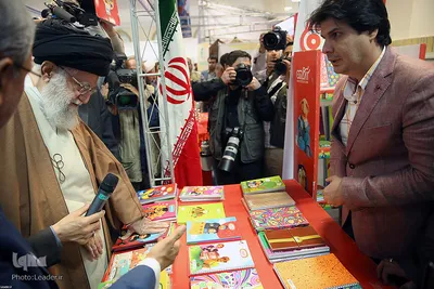 بازدید رهبر انقلاب از نمایشگاه کالای ایرانی