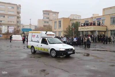 بیست و هفتمین مانور سراسری زلزله در هنرستان خدیجه کبری تبریز