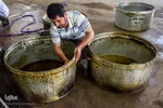 پخت غذا برای سیل‌زدگان خوزستانی توسط مواکب خمینی‌شهر
