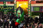 آیین ۳۰۰ ساله نخل‌گردانی در زواره اردستان