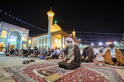 عزاداری شام شهادت امام جعفر صادق(ع) در حرم مطهر شاهچراغ(ع)