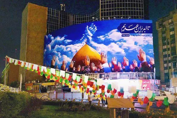 دیوارنگاره جدید میدان ولیعصر(عج) رونمایی شد+عکس