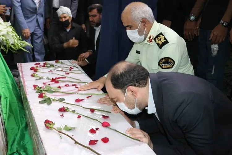 امنیت کشور مرهون فداکاری نیروهای جان بر کف نظامی و انتظامی است