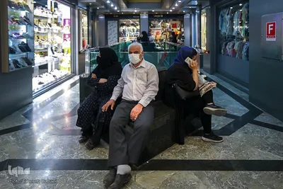  در روزهای کرونایی بهتر است کمتر در اماکن پرخطر حضور داشته باشیم.