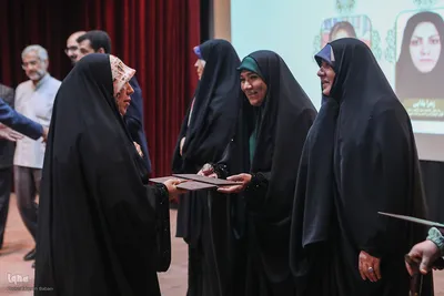 همایش تجلیل از حافظان کانون الزهرا مؤسسه مهد قرآن