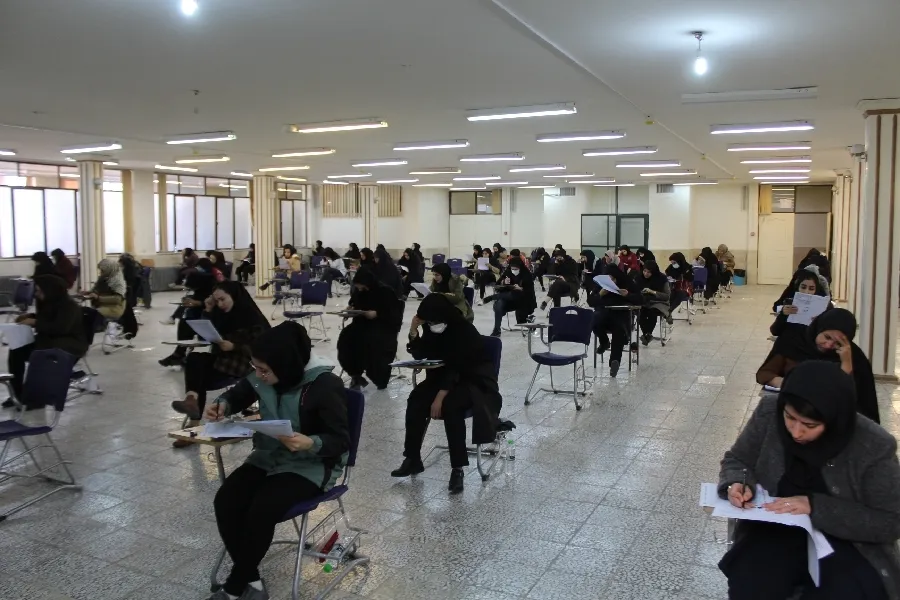 برگزاری آزمون استخدامی دستگاه‌های اجرایی در چهارمحال‌وبختیاری + عکس