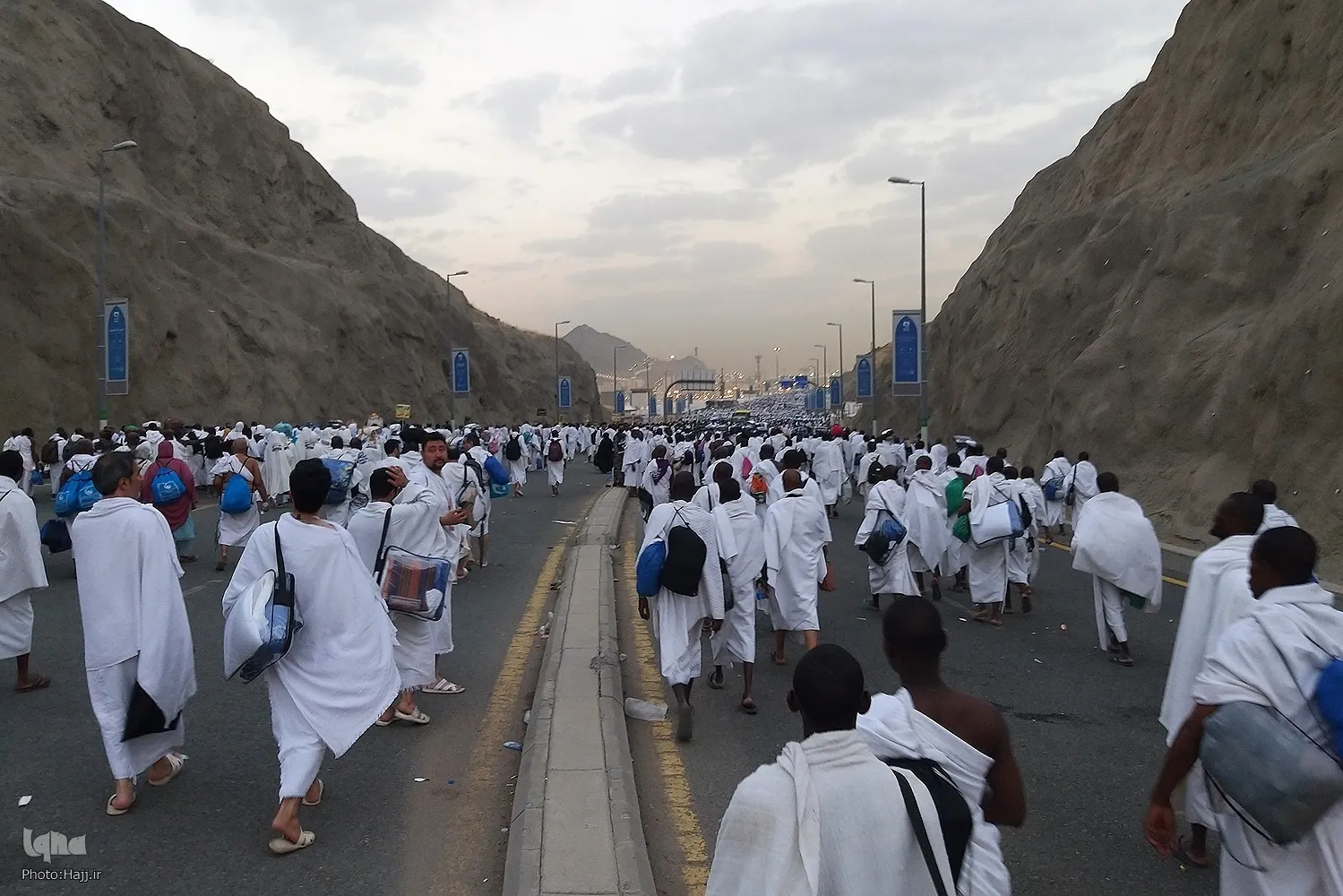 Autoridade Iraniana Oferece Dicas de Saúde para Peregrinos do Hajj