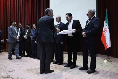نشست جبهه علمی و فرهنگی اساتید بسیجی در دانشگاه تبریز