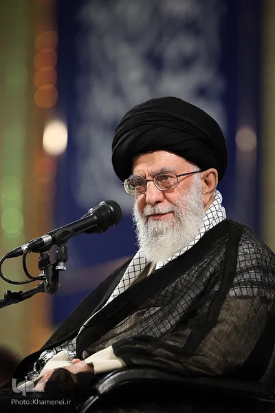 دیدار جمعی از دانشجویان با رهبر انقلاب