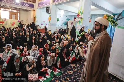 جشن «دختران انقلاب» به‎‌مناسبت آغاز دهه‌ی پرفروغ فجر انقلاب اسلامی