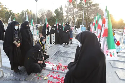 قرار سه‌شنبه‌ها با طعم کتاب در گلستان شهدا اصفهان