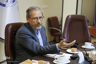 خسرو باقری، استاد فلسفه تعلیم و تربیت دانشگاه تهران در نشست تربیت اعتقادی و چالش های معاصر