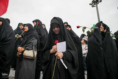 مراسم تشییع و خاکسپاری پیکر مطهر