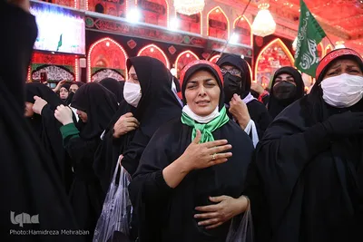 حرم مطهر و نورانی حضرت اباعبدالله الحسین‌(ع) در روز اربعین