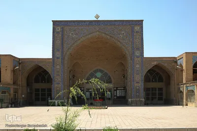مسجد رحیم خان اصفهان؛ نگین فیروزه‌ای دوره قاجار