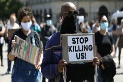 Ang Konseho ng Amerikano-Islamiko na Ugnayan ay Binatikos ang Karahasan ng Pulisya