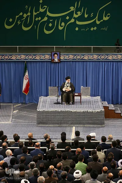 دیدار جمعی از استادان، نخبگان و پژوهشگران دانشگاه‌ها با رهبر انقلاب