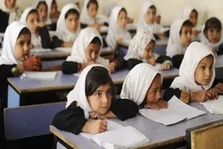 ننګرهار کې ښوونځیو ته د تدریس لپاره رضا کاره ښوونکی جذبیږي