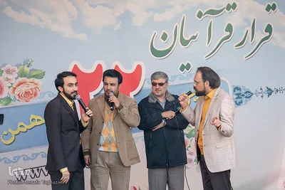 غرفه شبکه قرآن در راهپیمایی یوم الله ۲۲ بهمن
