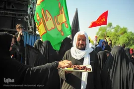 حرکت زائران اربعین از الهایی
