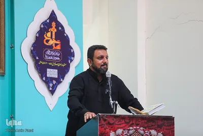 نشست تخصصی جامعه ستایشگران و واعظین در حرم مطهر شاهچراغ(ع)