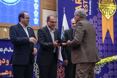 سی و دومین جشنواره پژوهش و فناوری دانشگاه تهران