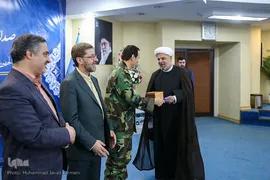 آیین تقدیر از دست اندرکاران کاروان قرآنی انقلاب