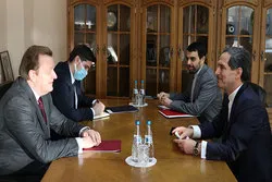 Belarus und Iran werden Beziehungen in Kultur und Bildung stärken