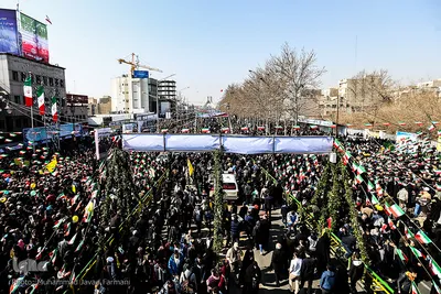 راهپیمایی ۲۲ بهمن "خیابان آزادی"