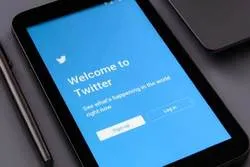 Kritiker Saudi-Arabiens durch Twitter-Mitarbeiter ausspioniert