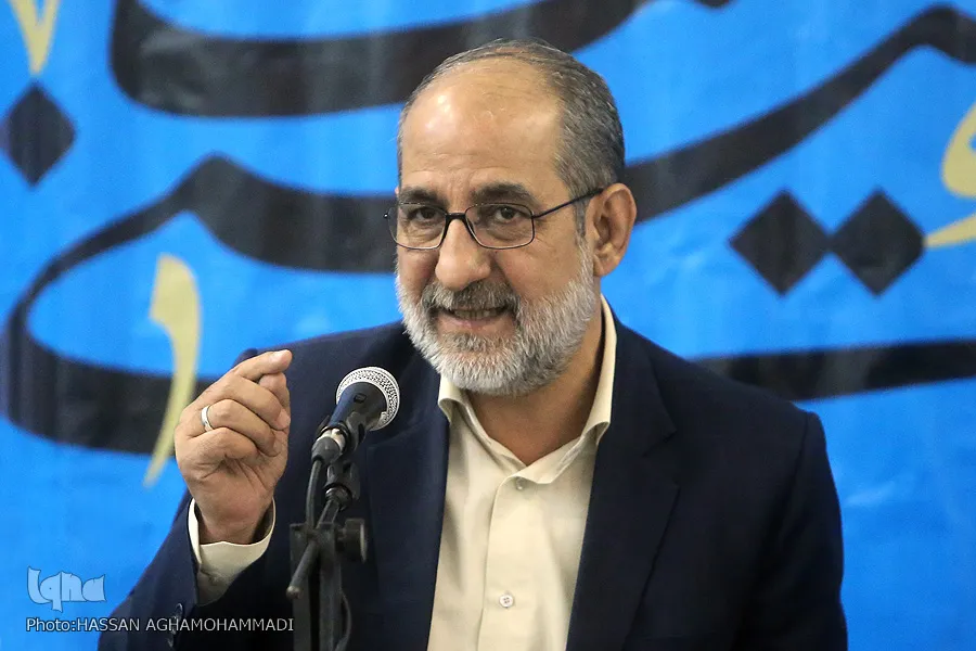 تفکر اقتصادی حکیمی تحت تاثیر مارکسیسم نبود
