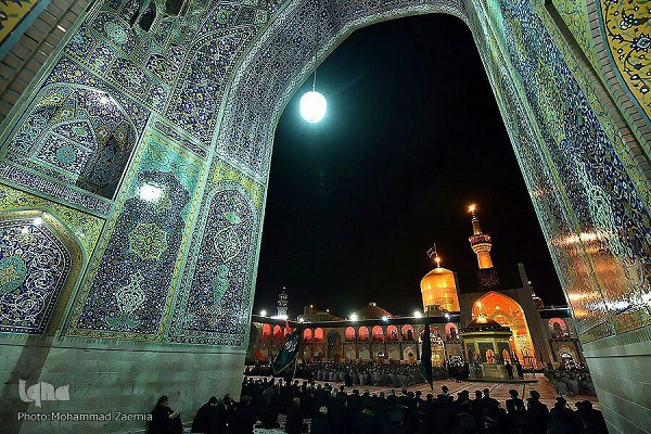هنوز آماده نیست/// آماده انتشار برای چهارشنبه 28 تیر///// «غریب قریب»؛ روایتی از هزار سال زیستن در سایه خورشید