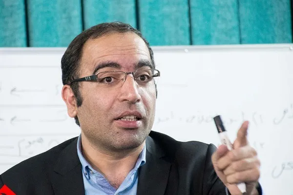 نسبی‌گرایی اخلاقی معیاری برای اصلاح نظام سیاسی به ما نمی‌دهد