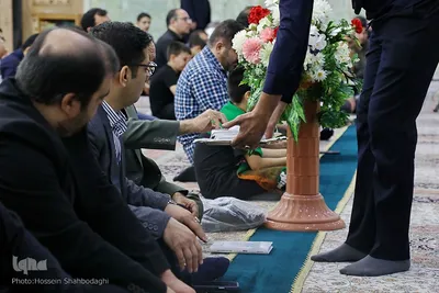غبارروبی مضجع شریف حضرت معصومه(س) با حضور خبرنگاران