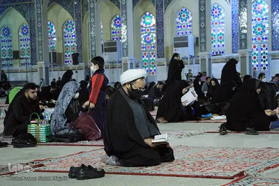 احیای شب نوزدهم ماه مبارک رمضان در امامزاده سید جعفر محمد(ع ) یزد