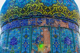 مضجع شریف آقانورالدین عراقی در اراک